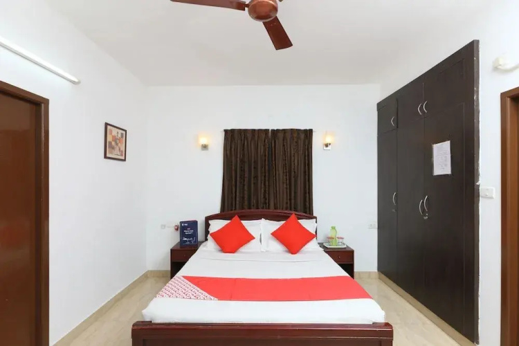SilverKey Executive Stays 20005 Karappakam