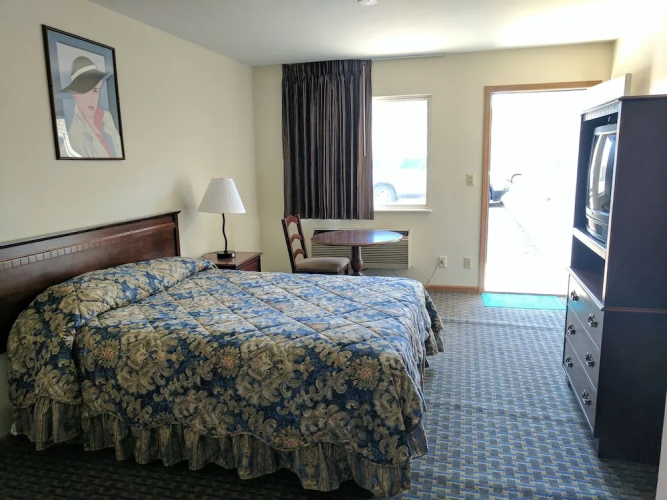 All Seasons Motel