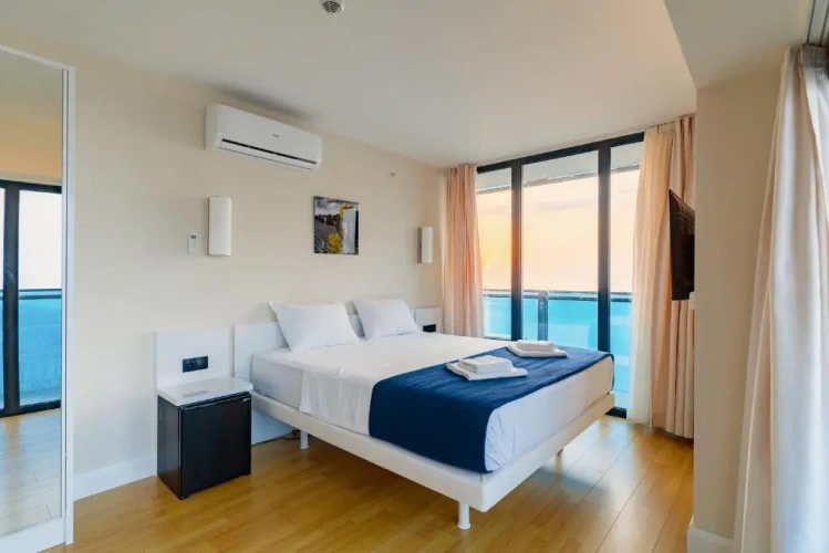 2 Bedrooms Suite