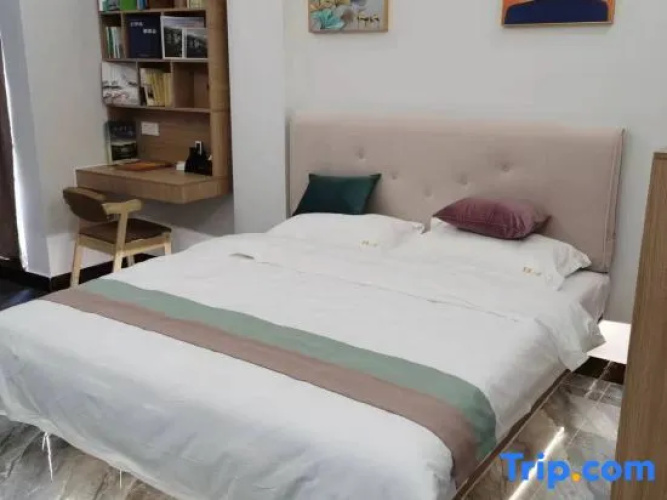 Royal Courtyard Homestay