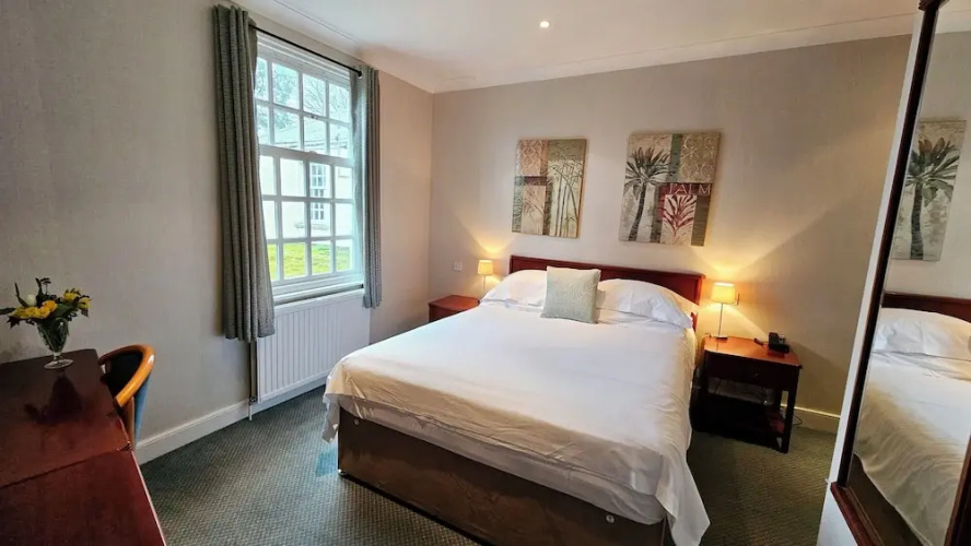 Stoke Lodge Hotel