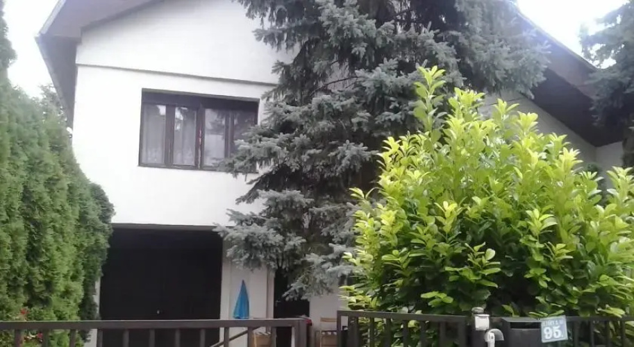 Ibolya-ház