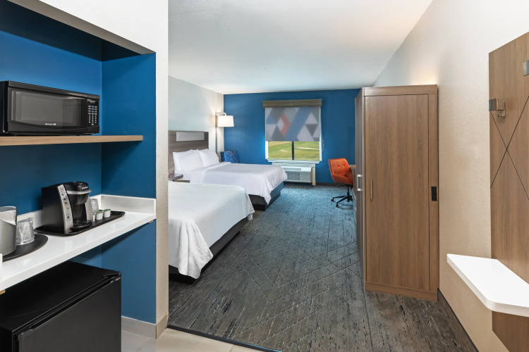 Holiday Inn Express - Suites Houston Space Ce