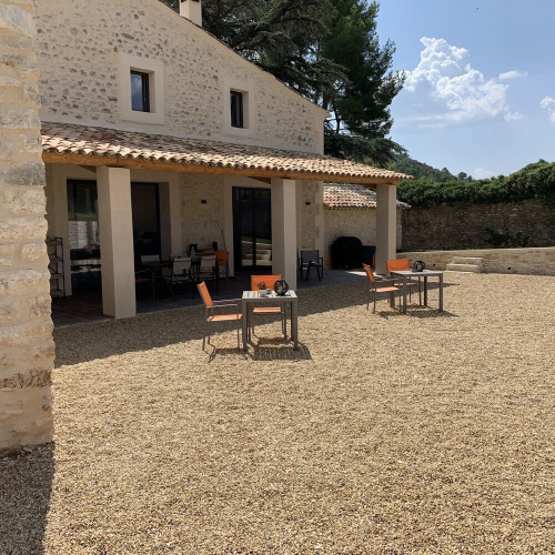 Le Mas aux Cèdres