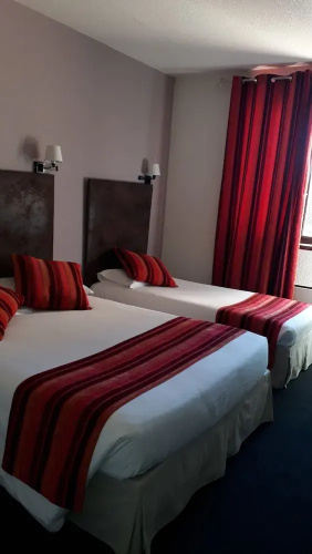 LOGIS Hôtel Le Merle Blanc