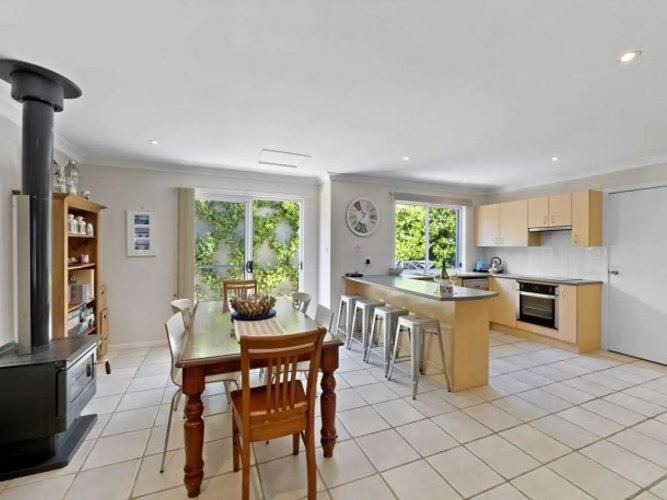 Walking Distance to Everything in Huskisson
