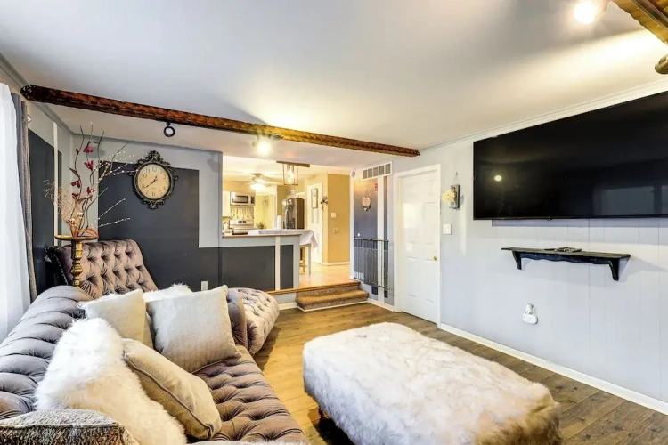3 Bedrooms Cottage