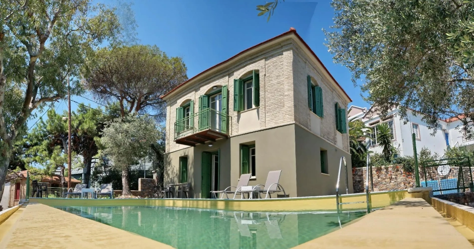 Villa