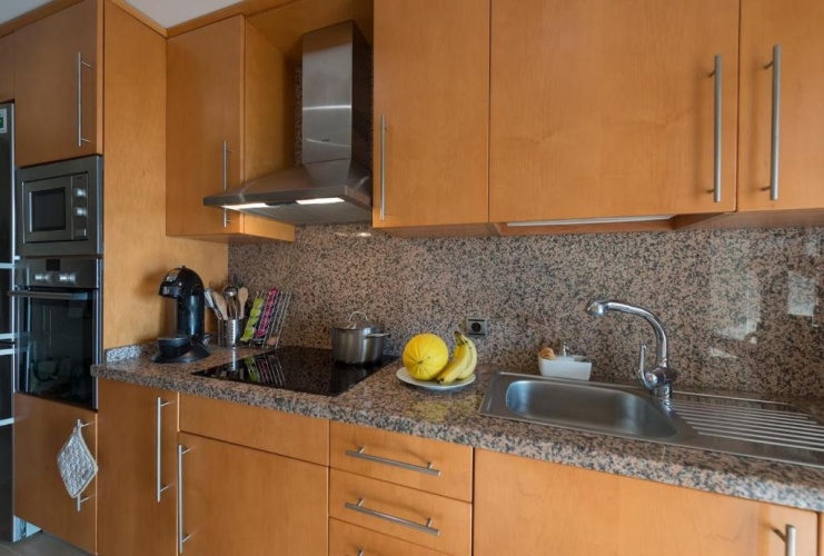 3 Bedrooms Apartment