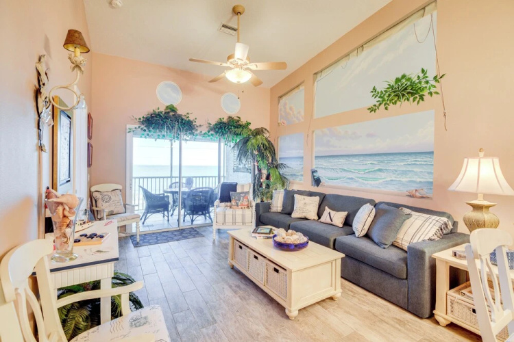 Community Pool: Coastal Escape in Flagler Beach