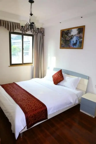 1 Bedroom Suite