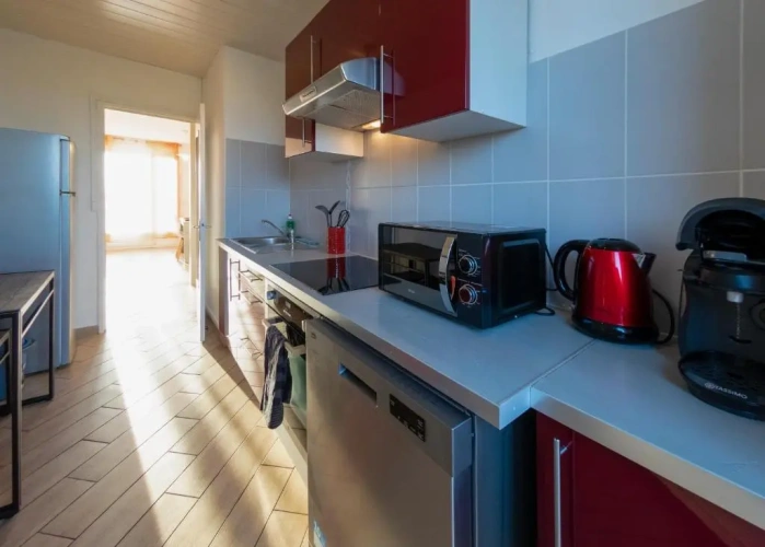 2 Bedrooms Apartment