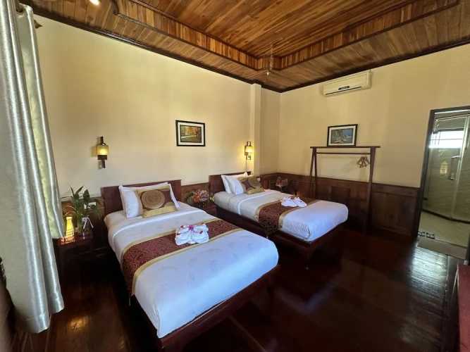 Luxury Twin room