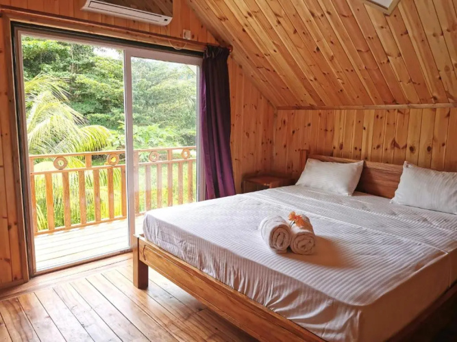 CHEZ MARVA Grande Villa COCO 3 à 12 personnes