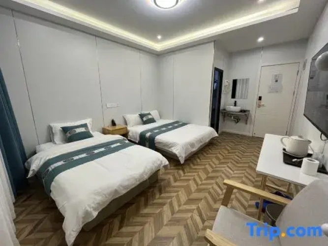 Deluxe Family room