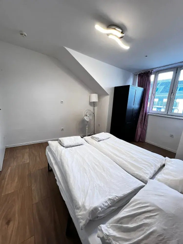 Simple 2BR Apt Near Meidling Station