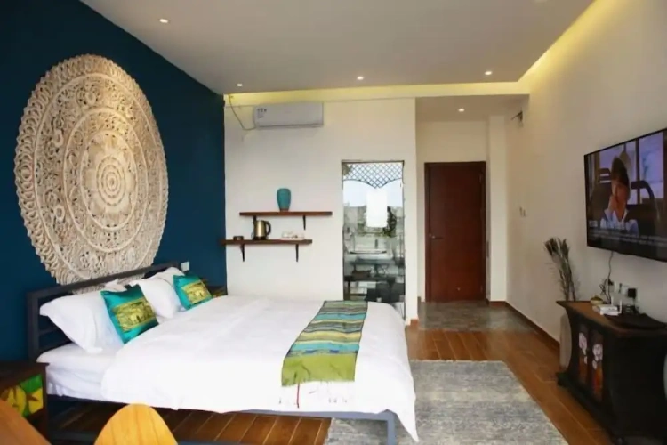 Guest rooms