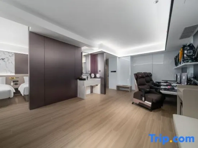 Triple Suite