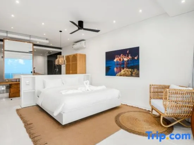 4 Bedrooms Villa with sea view