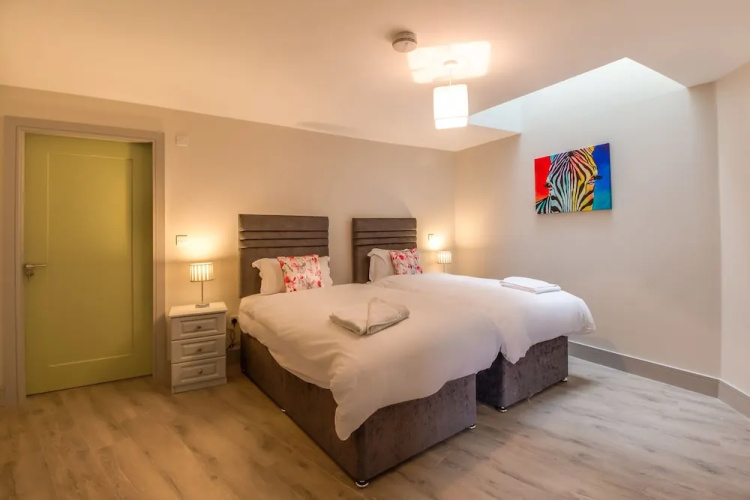 Central Park Apartment 2