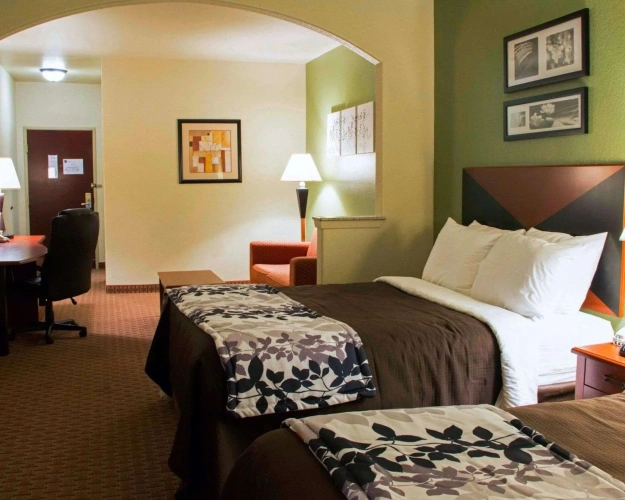 Quadruple Suite