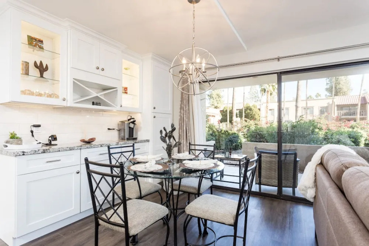 Via De Royal 2 BR by Casago