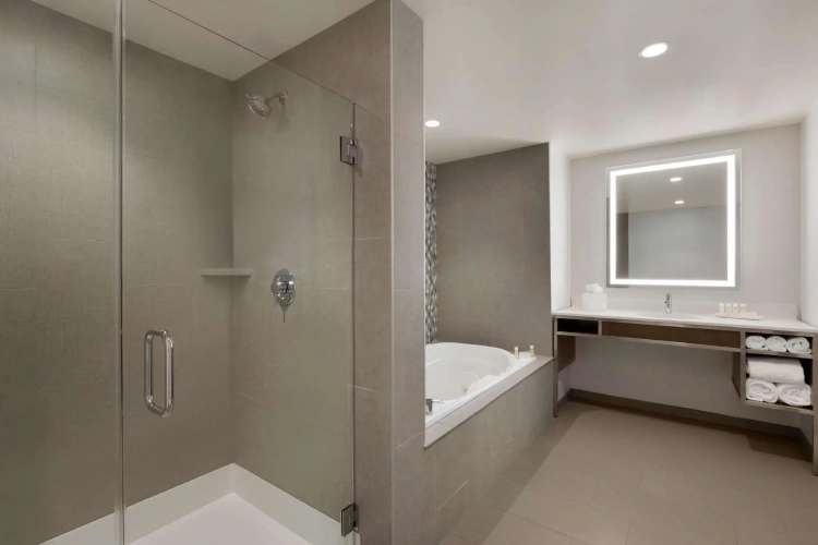 1 Bedroom Double Suite