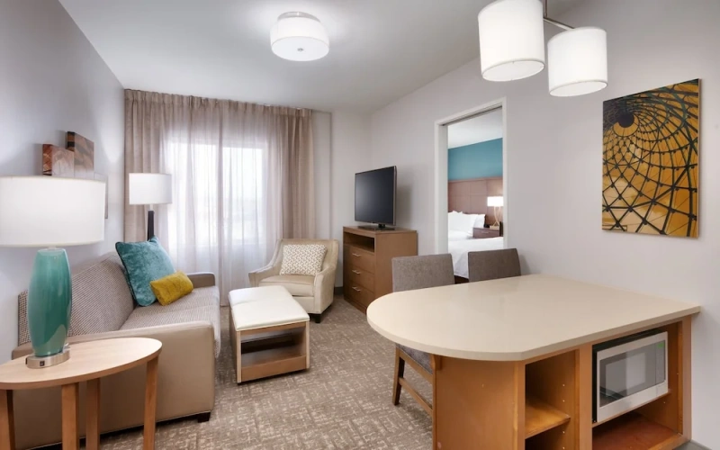 1 Bedroom Quadruple Suite