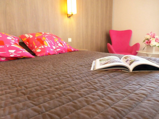 Bliss Hotel