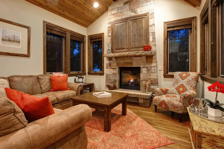Abode at Quit 'N Time