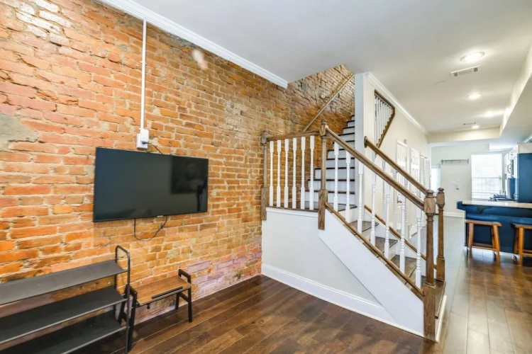 2 Bedrooms Cottage