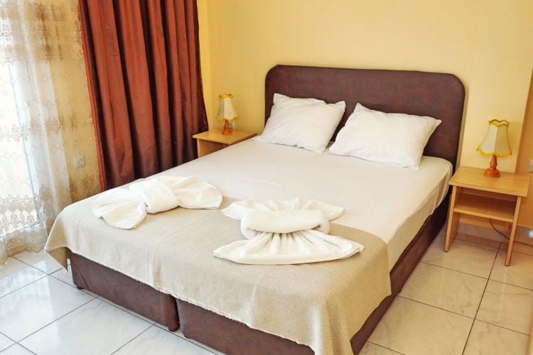 Golden Deer Apartments