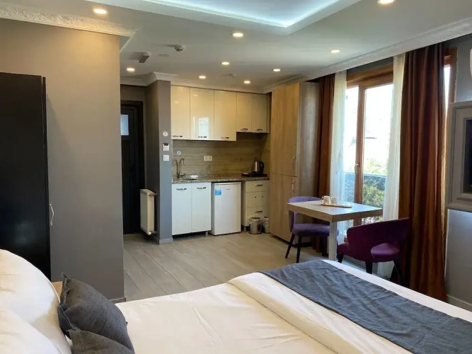 Economy room
