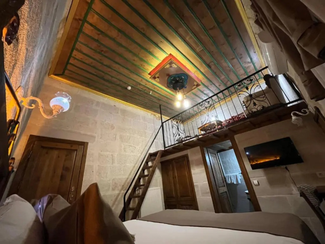 Zuwinasa House Hotel