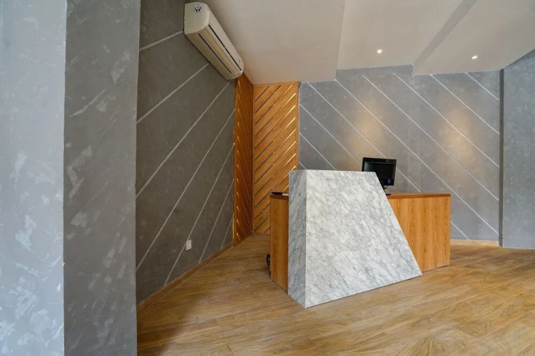 OYO 1574 U xpress Hotel