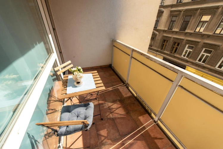 Apartment - Burggasse