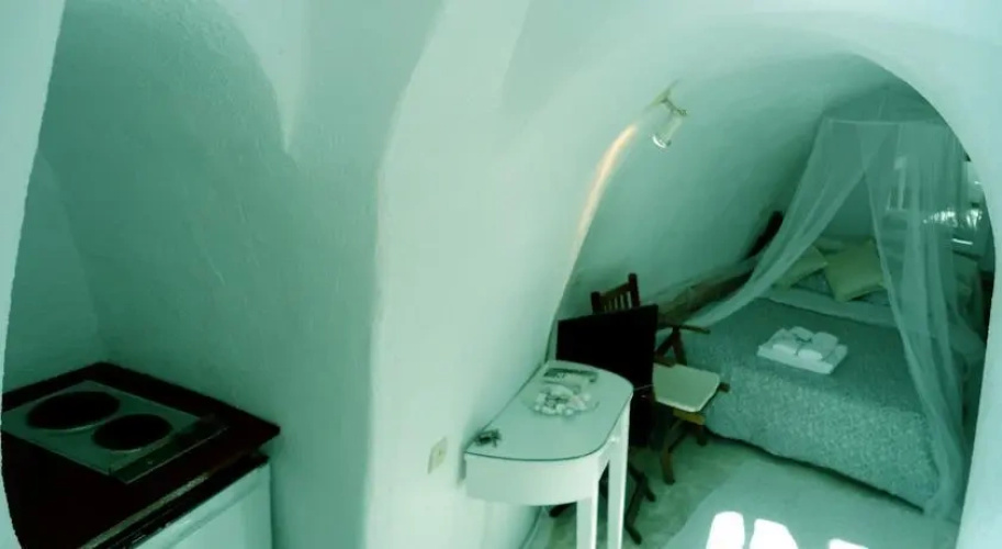 Aperto Suites - Adults Only