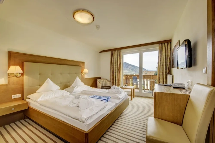 Superior Double room with balcony