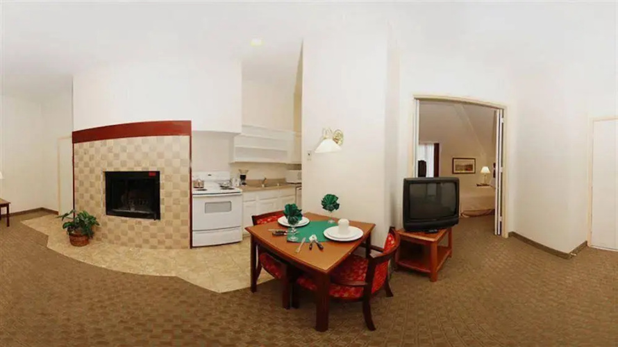 AmeriGold Suites