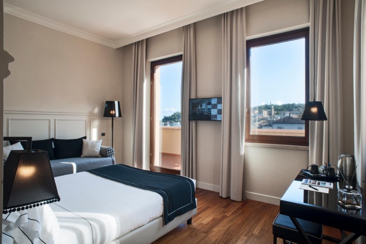 Seeport Hotel photo 13