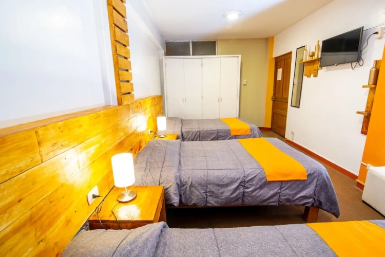 Standard Triple room