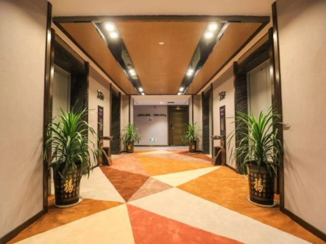 Jiayuan Starlight Hotel