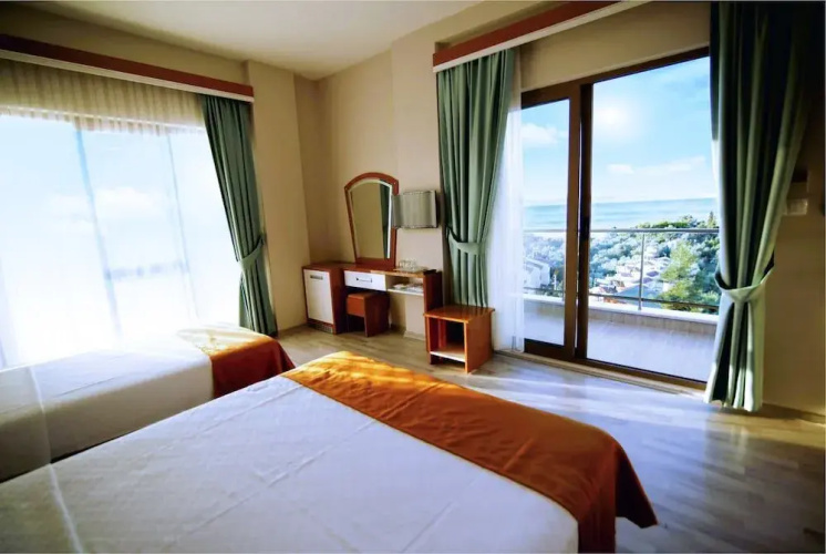 Hotel Santana Life