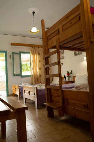 4 Bedrooms Standard room