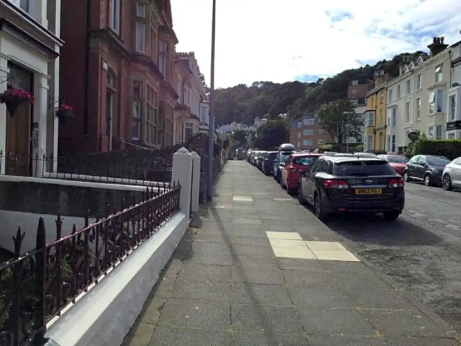 Garden flat 1