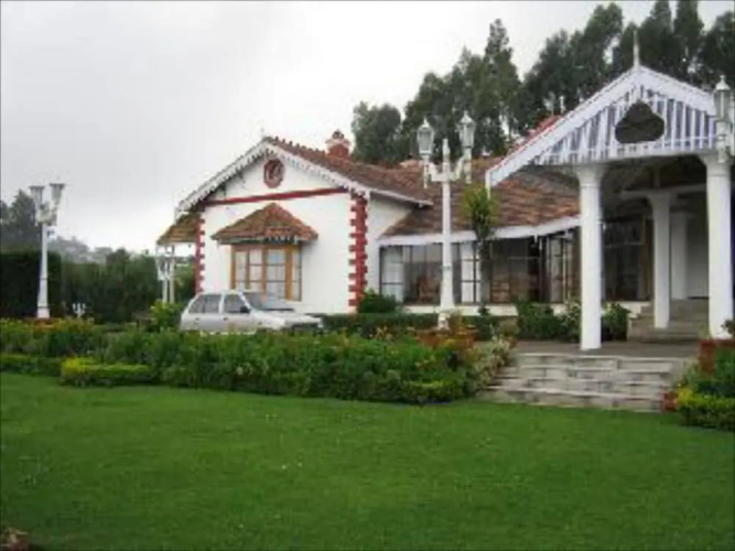 Kluney Manor