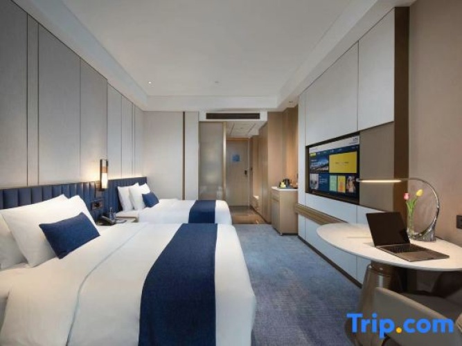 Warm Twin room