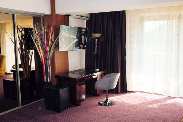 Francesca Residence