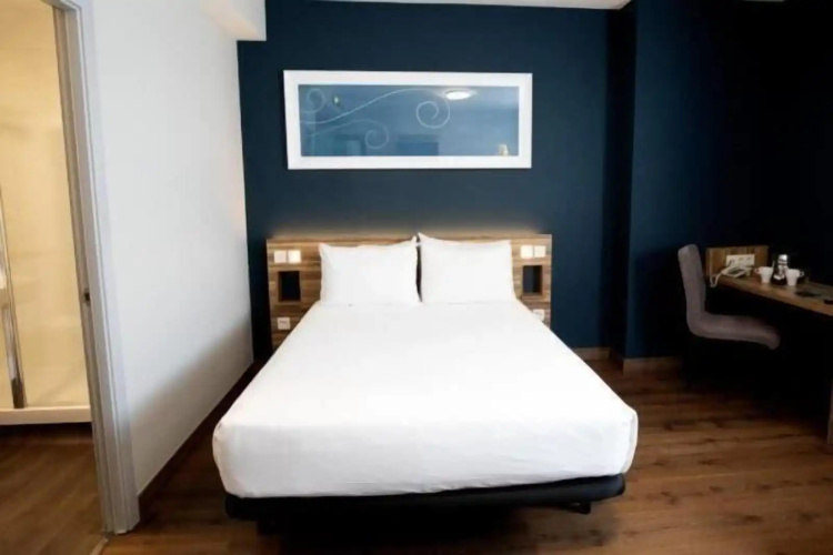 Travelodge Madrid Metropolitano photo 8