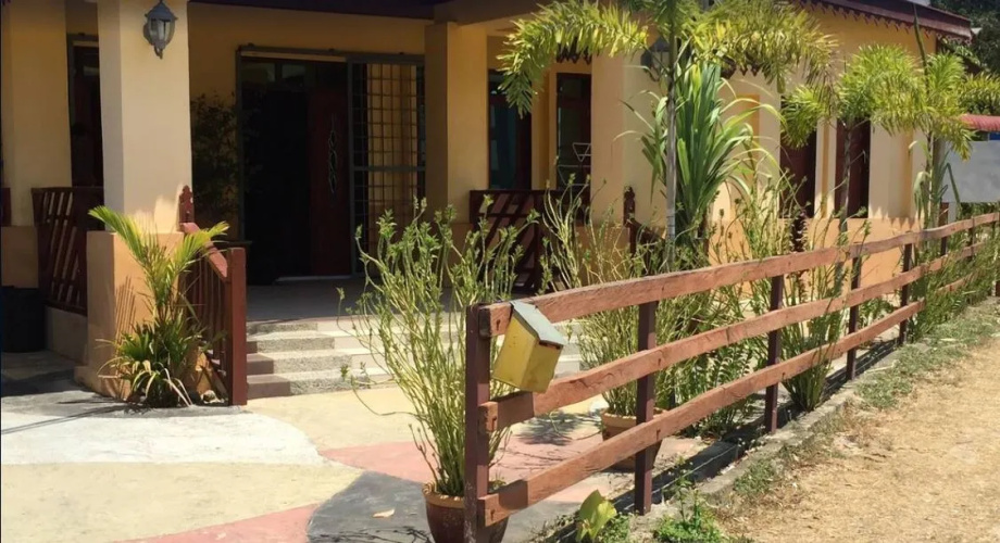 Zulina Homestay